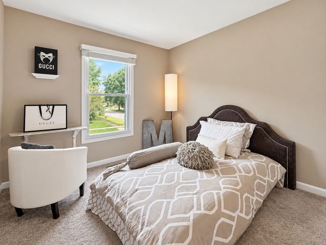 1401 Knoll Drive, Naperville, IL 60565