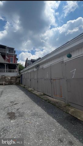 622 N 3RD ST, Reading, PA 19601
