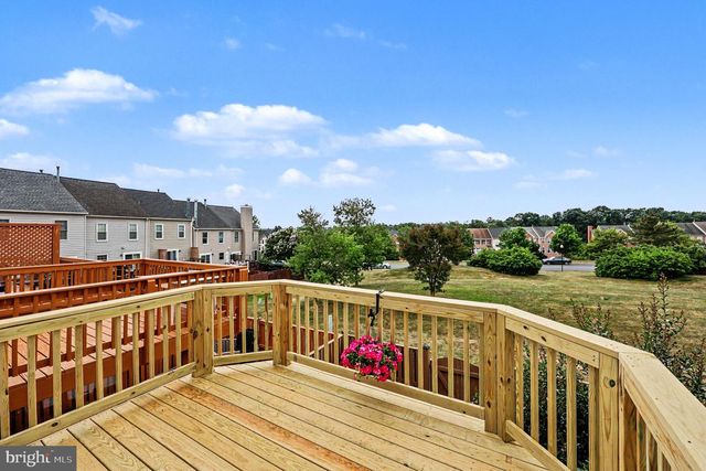 43973 KITTS HILL TER, Ashburn, VA 20147