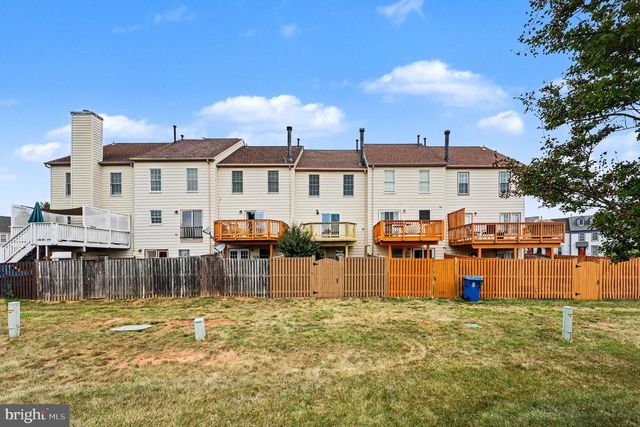 43973 KITTS HILL TER, Ashburn, VA 20147