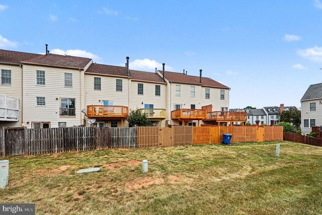43973 KITTS HILL TER, Ashburn, VA 20147