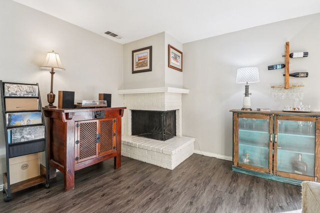 7520 Gayglen Drive, Dallas, TX 75217