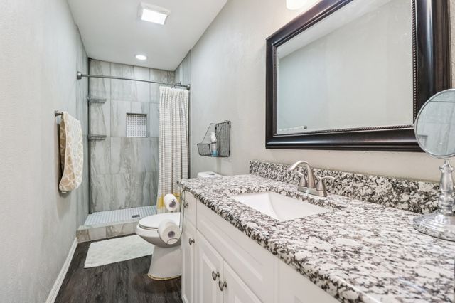 7520 Gayglen Drive, Dallas, TX 75217