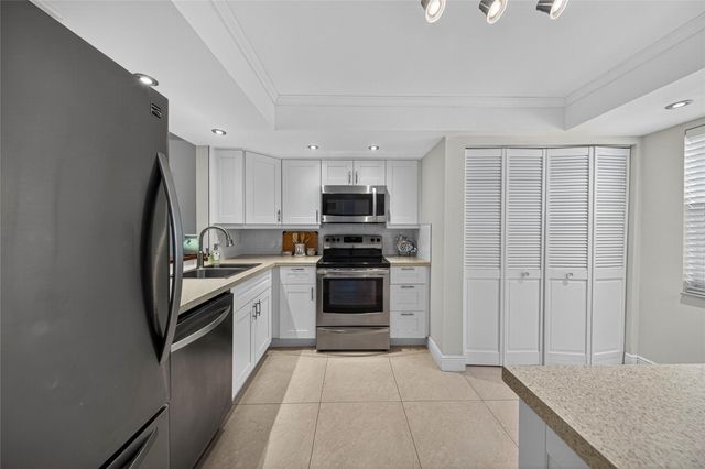 1550 NW 80th Avenue 303, Margate, FL 33063