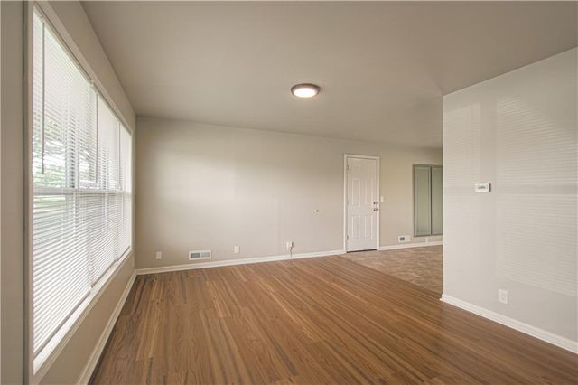 11004 Blue Ridge Boulevard, Kansas City, MO 64134