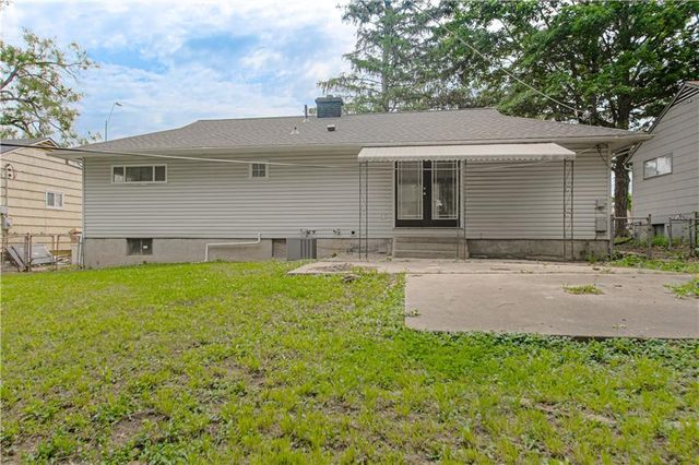 11004 Blue Ridge Boulevard, Kansas City, MO 64134
