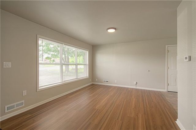 11004 Blue Ridge Boulevard, Kansas City, MO 64134