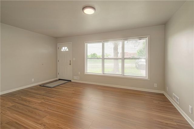 11004 Blue Ridge Boulevard, Kansas City, MO 64134