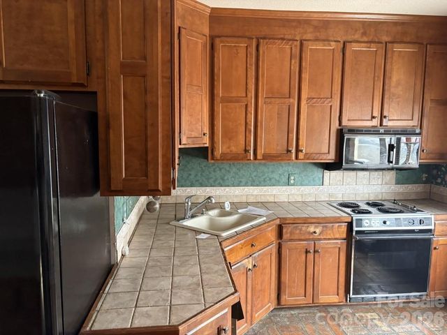 6231 Padget Parrish Court, Charlotte, NC 28270