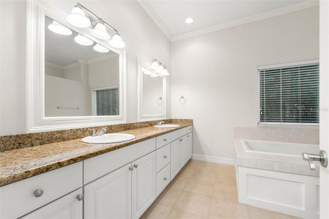 8600 SW 103RD AVENUE, Gainesville, FL 32608