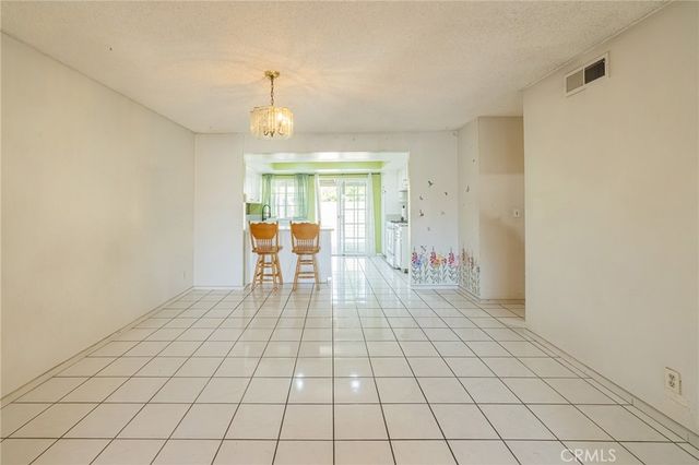 915 S Sarah, Anaheim, CA 92805