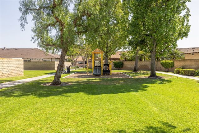 915 S Sarah, Anaheim, CA 92805
