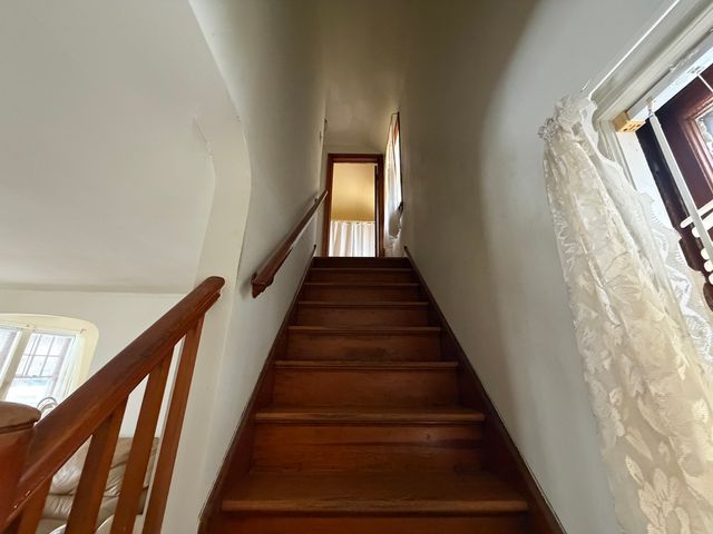 9349 S Sacramento Avenue, Evergreen Park, IL 60805