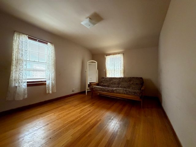 9349 S Sacramento Avenue, Evergreen Park, IL 60805