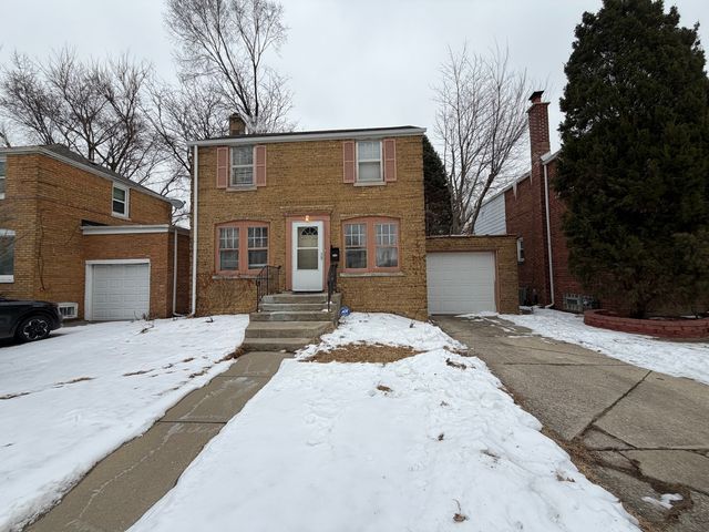 9349 S Sacramento Avenue, Evergreen Park, IL 60805