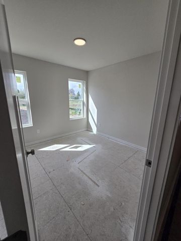 W219N16394 Jasmine COURT, Jackson, WI 53037