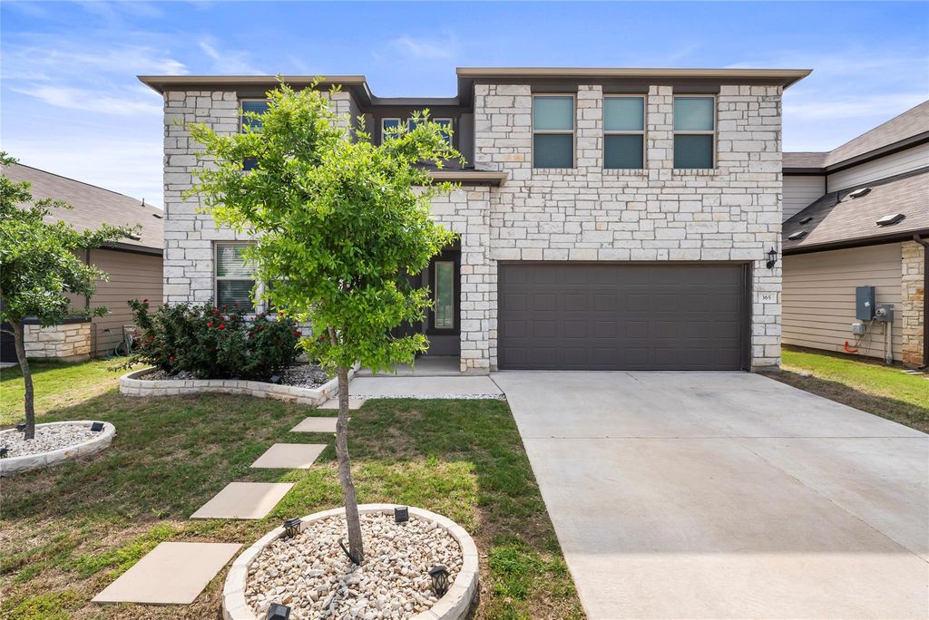 365 Capstone RD, Liberty Hill, TX 78642