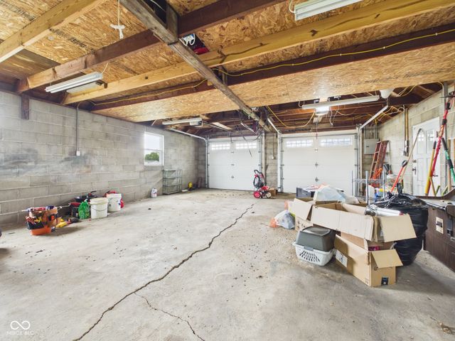 12131 N State Road 9, Alexandria, IN 46001