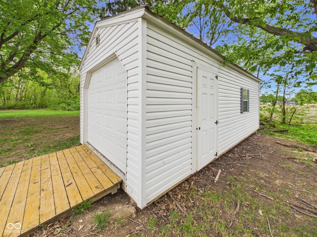 12131 N State Road 9, Alexandria, IN 46001