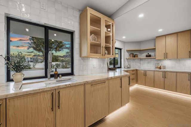 72400 Rancho Rd, Rancho Mirage, CA 92270