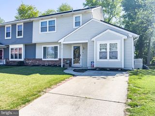 6 CHURCHILL ST, Westampton, NJ 08060