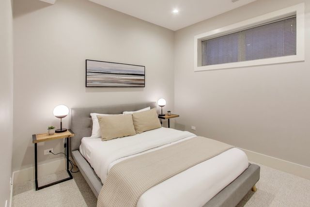 4135 N Kenmore Avenue 1S, Chicago, IL 60613