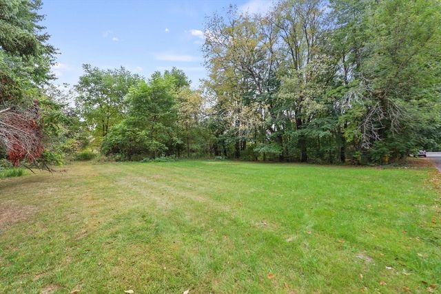 50 Grand Ave, Pittsfield, MA 01201