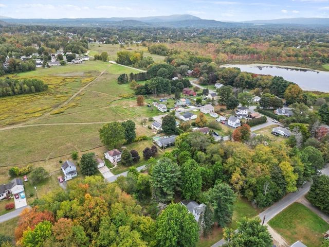 50 Grand Ave, Pittsfield, MA 01201