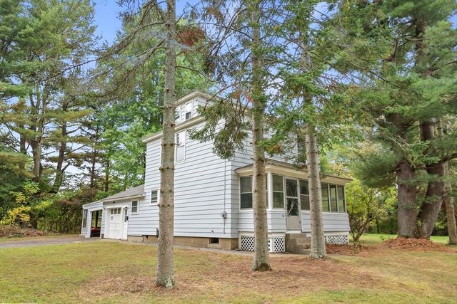 50 Grand Ave, Pittsfield, MA 01201