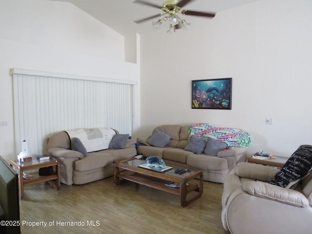 10501 S Drew Bryant Circle, Floral City, FL 34436