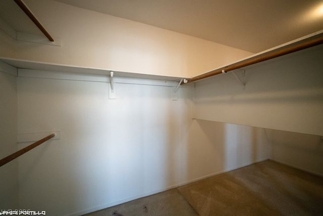 910 HOLLOWBLUFF Avenue, North Las Vegas, NV 89031