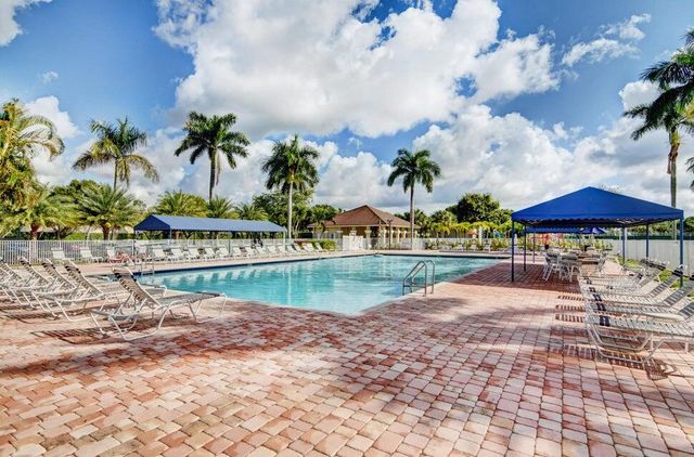 18970 Cloud Lake Circle, Boca Raton, FL 33496