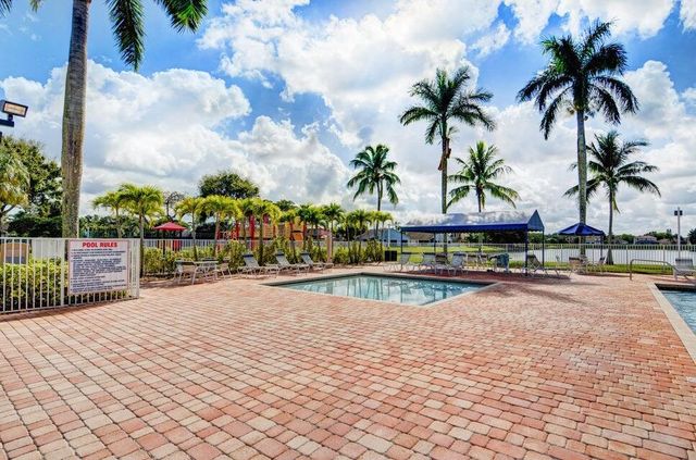 18970 Cloud Lake Circle, Boca Raton, FL 33496