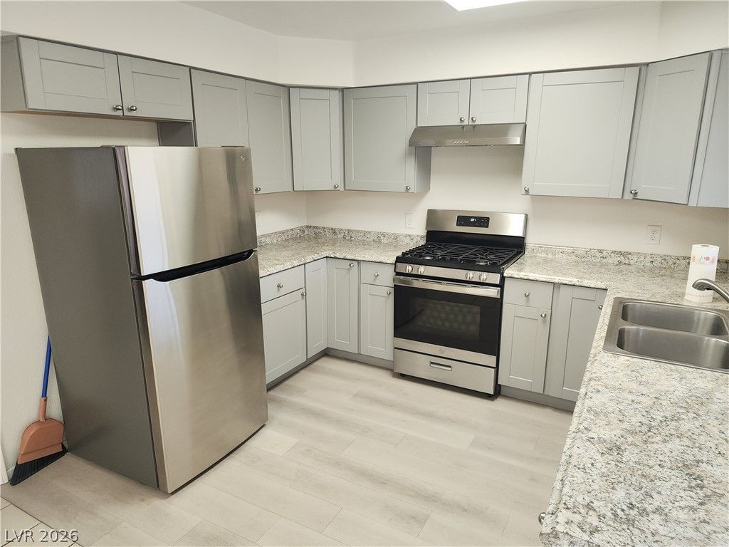 5365 Ithaca Avenue, Las Vegas, NV 89122 — photo 5