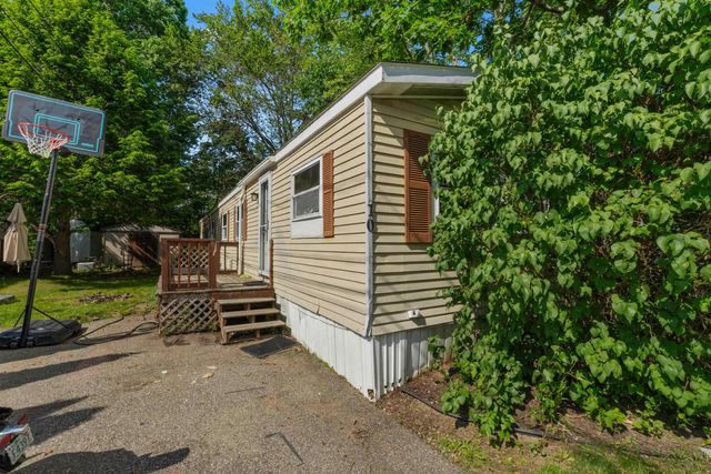 10 Cherry Street, Exeter, NH 03833