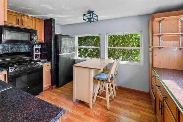 10 Cherry Street, Exeter, NH 03833