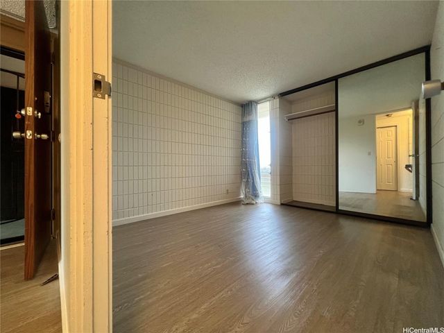 1720 Huna Street B310, Honolulu, HI 96817