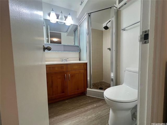1720 Huna Street B310, Honolulu, HI 96817
