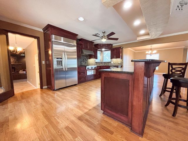 1110 SYCAMORE DRIVE, Burkburnett, TX 76354