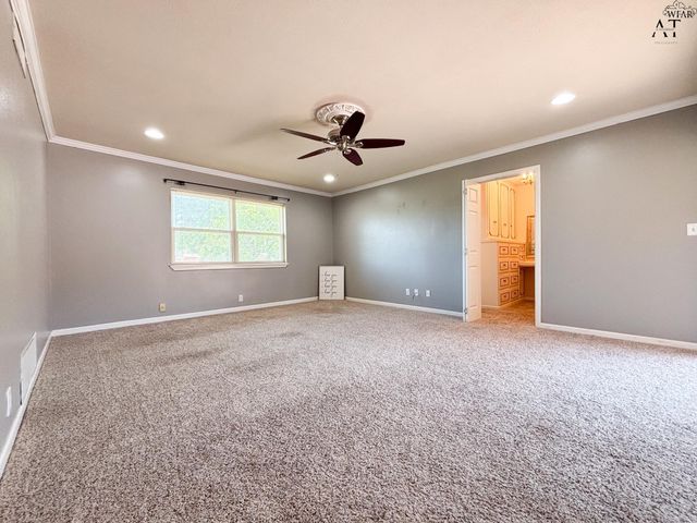 1110 SYCAMORE DRIVE, Burkburnett, TX 76354