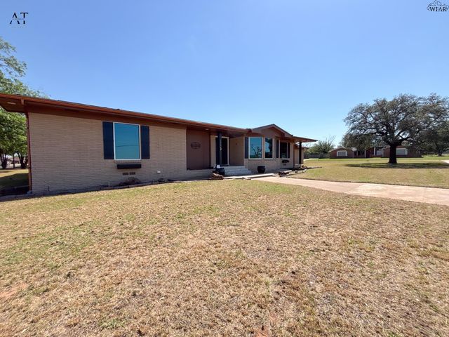 1110 SYCAMORE DRIVE, Burkburnett, TX 76354