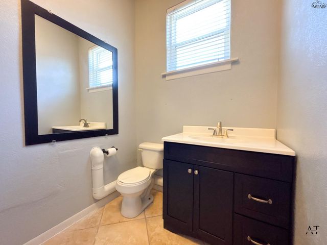 1110 SYCAMORE DRIVE, Burkburnett, TX 76354