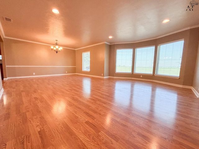 1110 SYCAMORE DRIVE, Burkburnett, TX 76354