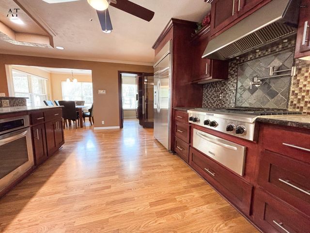 1110 SYCAMORE DRIVE, Burkburnett, TX 76354
