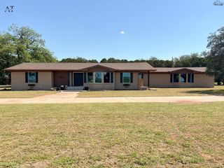 1110 SYCAMORE DRIVE, Burkburnett, TX 76354
