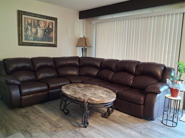 3341 CAMELOT DRIVE 3341, Haines City, FL 33844