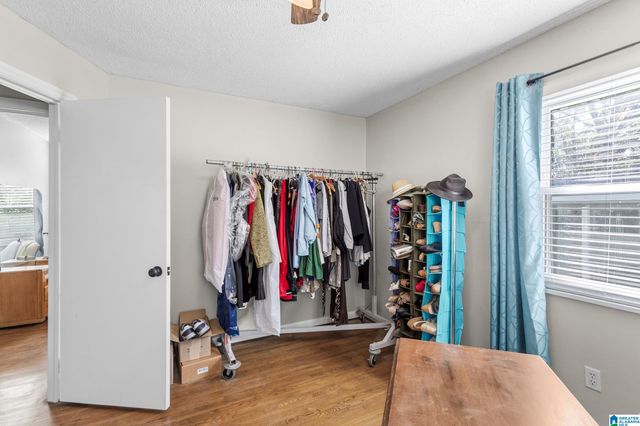 1333 CRESTHILL ROAD, Birmingham, AL 35213