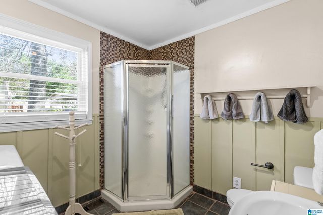 1333 CRESTHILL ROAD, Birmingham, AL 35213