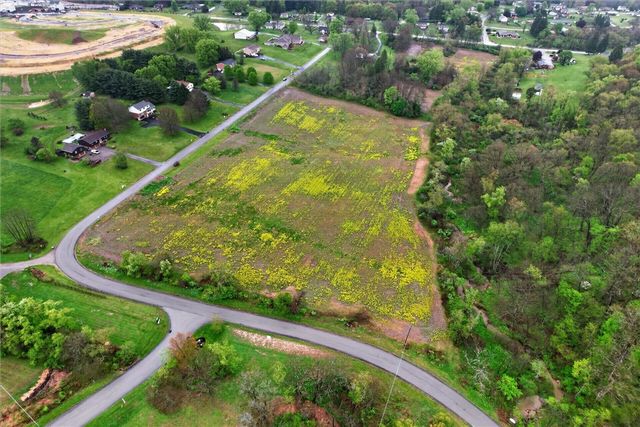 214 S Pike Road, Buffalo Twp, PA 16055