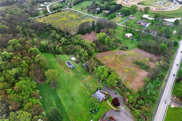 214 S Pike Road, Buffalo Twp, PA 16055